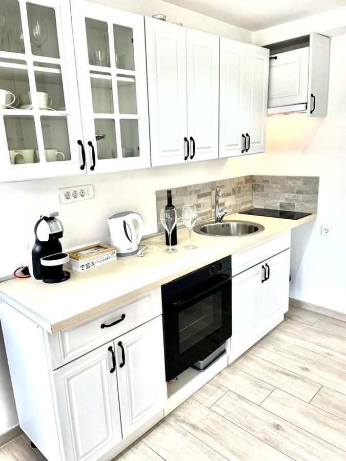 P&I Apartments Jadranska 74,Dobrota Kotor Zewnętrze zdjęcie